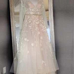 Size 14 Galina Signature Wedding Dress!